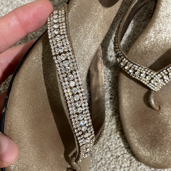 Pelle Moda Heels - Picture 2 of 3